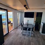 Aldeamento Turístico Luxury Mobile Homes *