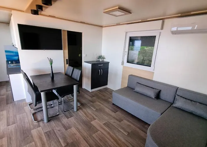 Parc de vacanță Luxury Mobile Homes - Adria Superior Klenovica